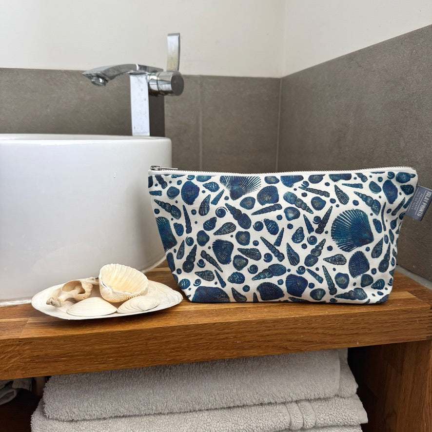 Islay Shores Wash Bag